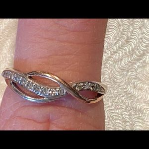 10k gold diamond ring